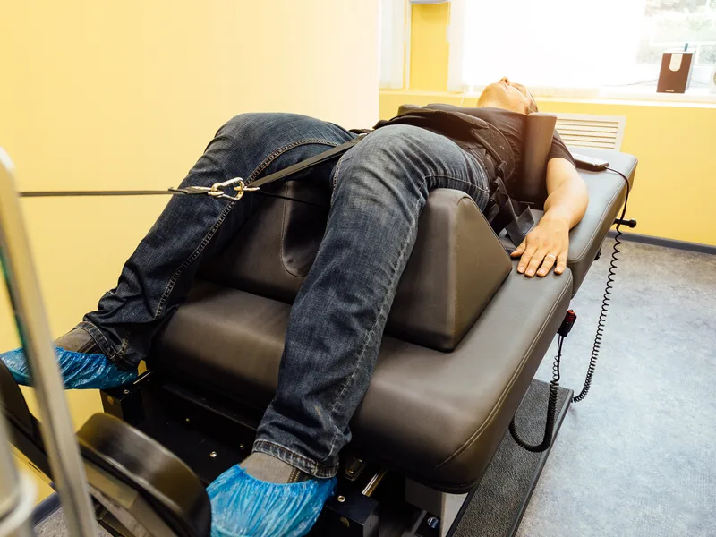 Flexion-Distraction at Sarasota Auto Injury Clinic in Sarasota