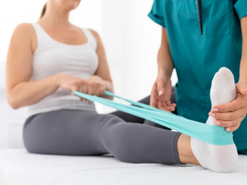 Intersegmental Traction Therapy at Sarasota Auto Injury Clinic in Sarasota
