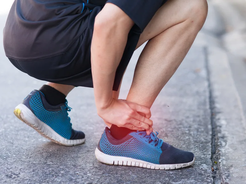 Sarasota Auto Injury Clinic treating sprains & strains in Sarasota