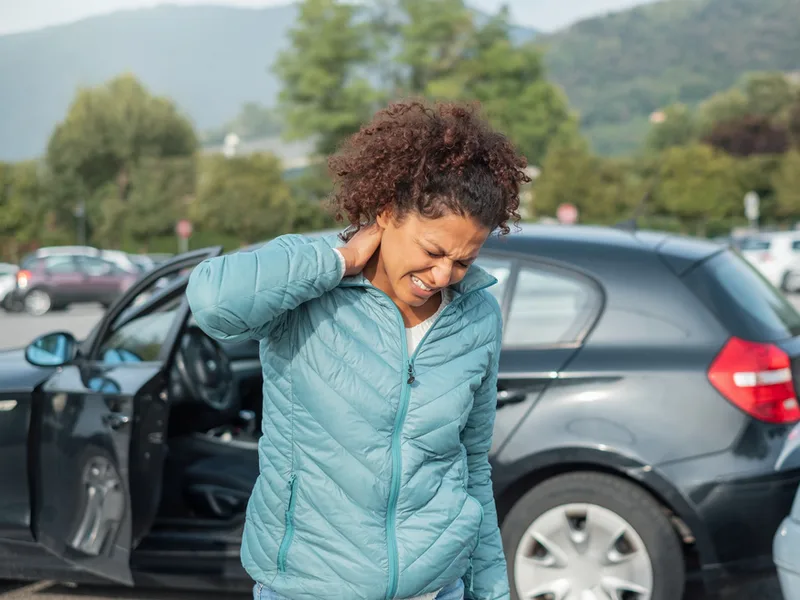 Sarasota Auto Injury Clinic treating whiplash in Sarasota