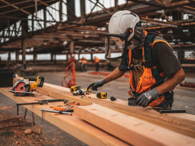 Sarasota Auto Injury Clinic treating work injury in Sarasota